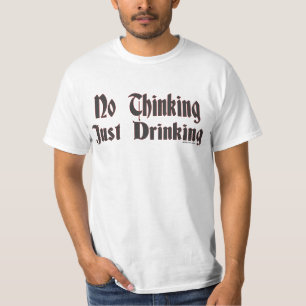 Camiseta Apenas bebiendo