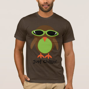Camiseta Apenas búho de Chillin con las sombras