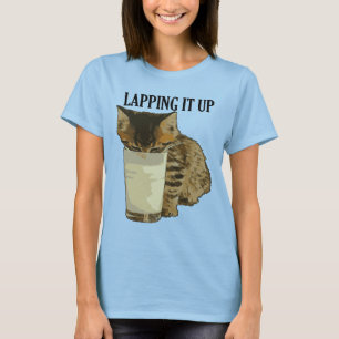 Camiseta Aplastándolo Con Pestaña Cuta Beber Leche De Una G