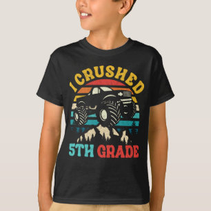Camiseta Aplasté el tapón de graduación de camión de quinto