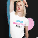 Camiseta Apoyo a activista transgénero<br><div class="desc">Apoya la camiseta Trans-Ally de derechos transgénero. Los colores de la bandera del Orgullo Transgénero con una cita de apoyo en una cita genial para la comunidad transexual.</div>
