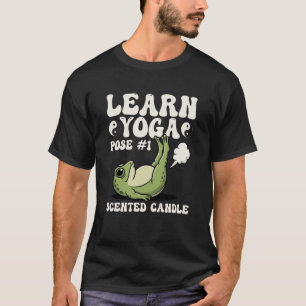 Camiseta Aprende Yoga Vela Perfumada Pose Rana Divertida