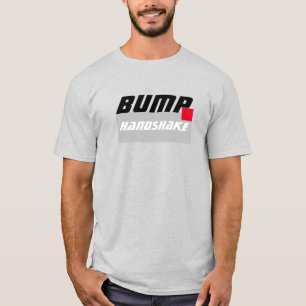 Camiseta Apretón de manos de un codo de diversión, distan