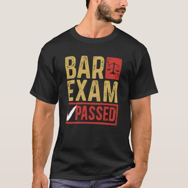 Camiseta Aprobación de examen de abogados Facultad de Derec (Anverso)