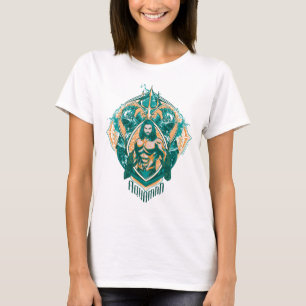 Camiseta Aquaman   Gráfico de Aquaman y Trenchers