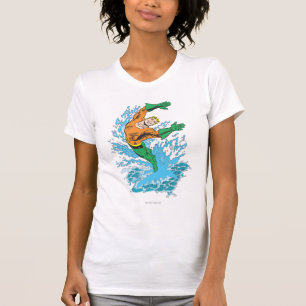 Camiseta Aquaman salta en oleada
