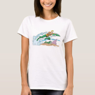 Camiseta Aquaman salta sobre Coral