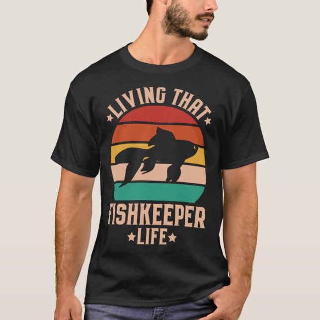 Camiseta Aquaristics Living That Fishkeeper Life Aquarium A (Anverso)