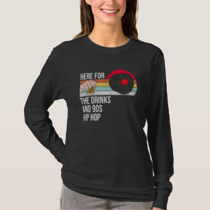 Camiseta Aquí para las bebidas y el viaje de rap divertido