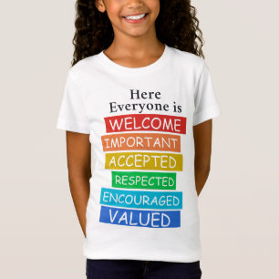 Camiseta Aquí Todos Son Bienvenidos Importante Profesor De