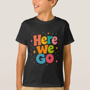 Camiseta Aquí Vamos Letras Burbuja Retro