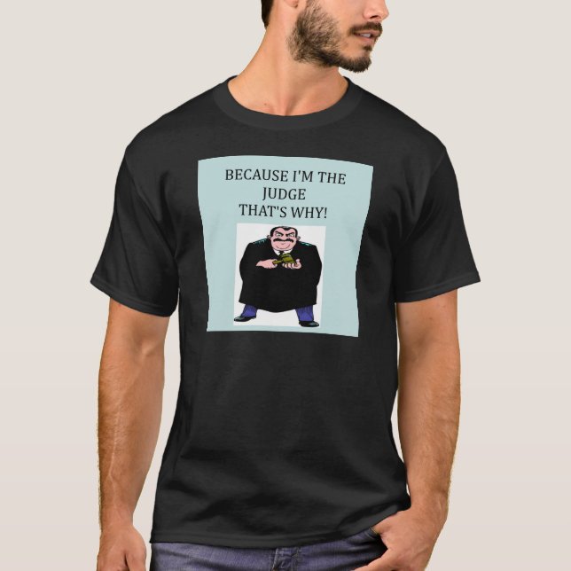 Camiseta aquí viene el juez (Anverso)
