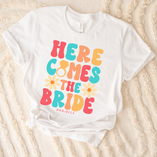 Camiseta Aquí viene el Personalizado retro de Bride Groovy
