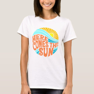 Camiseta Aquí viene el sol, el estilo retro, el estilo hipp