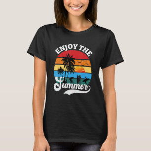 Camiseta Aquí Viene El Vintage Retro Arcoiris Del Sol Disfr