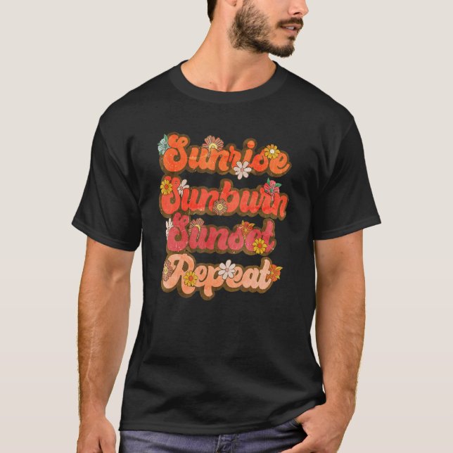 Camiseta Aquí Viene La Repentina Sunrise Sunburn Sunset (Anverso)