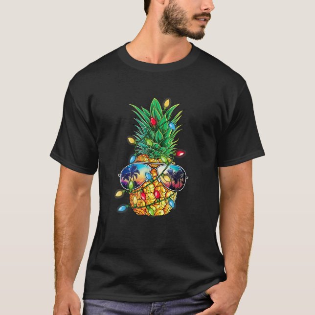 Camiseta Árbol de luces de navidad de piña tropical Merry M (Anverso)