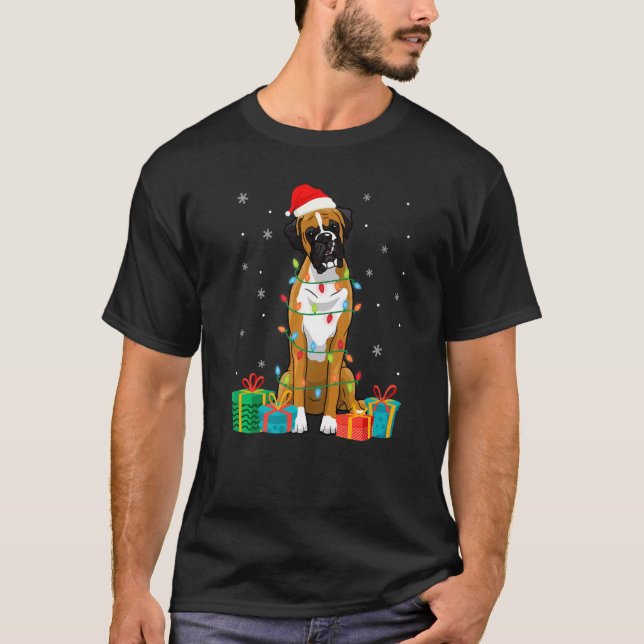 Camiseta Árbol de Navidad de perro de Boxer enciende pipa (Anverso)