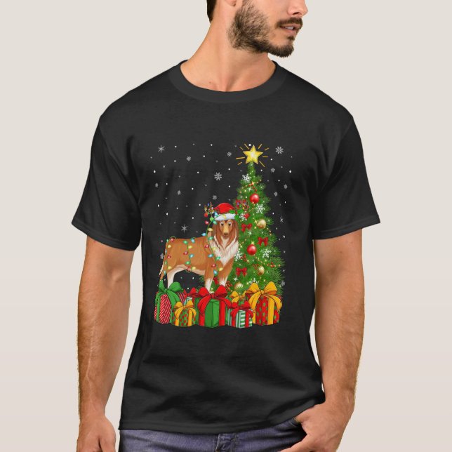 Camiseta Árbol de Navidad iluminando Santa Hat Rough Collie (Anverso)