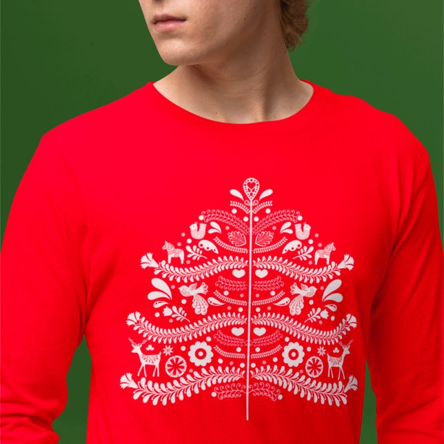Camiseta Árbol de Navidad Nórdico de Arte Popular Escandina (Subido por el creador)
