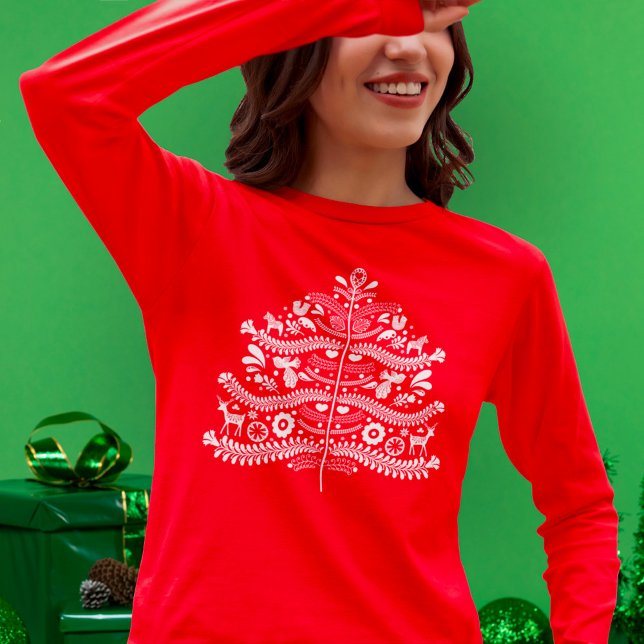 Camiseta Árbol de Navidad Nórdico de Arte Popular Escandina (Subido por el creador)