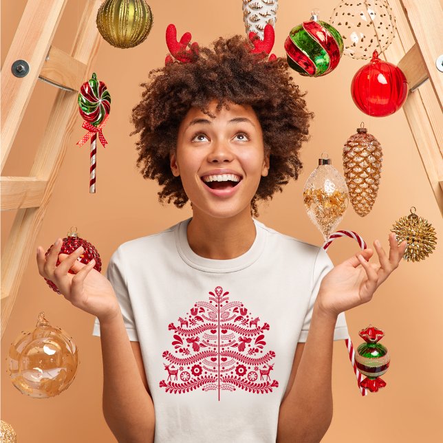 Camiseta Árbol de Navidad Nórdico Escandinavo Rojo (Subido por el creador)
