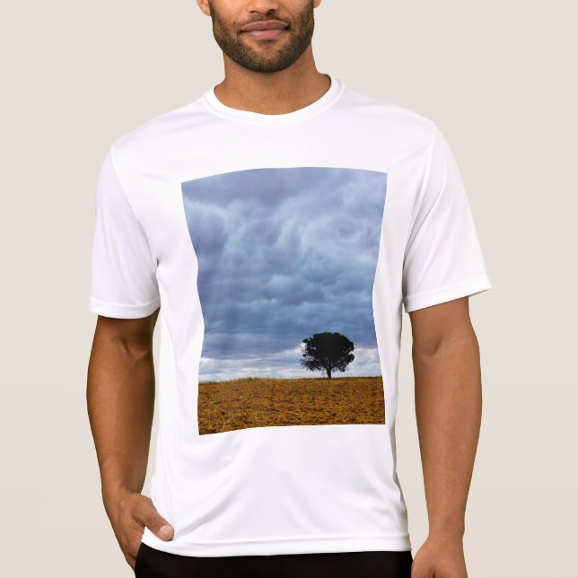 Camiseta Árbol en un campo vacío (Anverso)