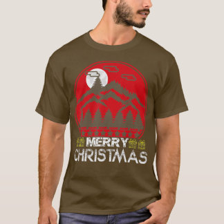 Camiseta Árboles de montaña navideños y júbilo camping