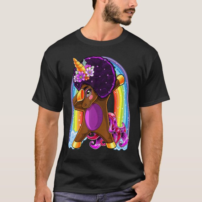 Camiseta Arcoiris Dabbing Unicornio Pelo Natural Africano (Anverso)