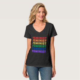 camiseta arcoíris de orgullo feminista