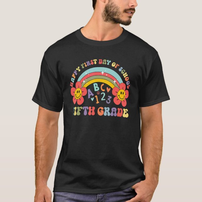 Camiseta Arcoiris Retro Feliz Primer Día De La Escuela De Q (Anverso)