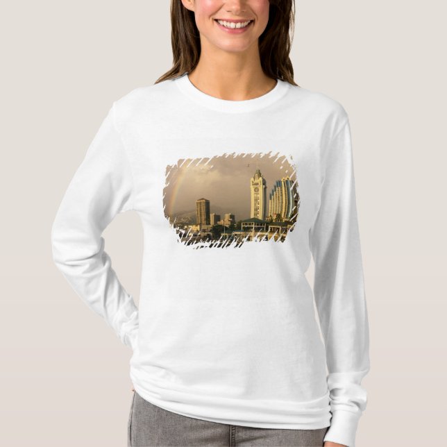 Camiseta Arcoiris sobre Honolulu, Hawaii, Estados Unidos 2 (Anverso)