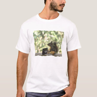 Camiseta Ardilla que juega el piano