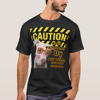 Camiseta Área de Precaución Patrullada por Pit Bulls CBDOil