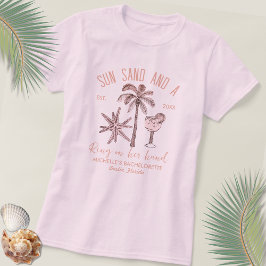 Camiseta Arena Solar Y Un Anillo En Su Mano De Noviaria