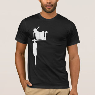 Camiseta arma de tatuaje