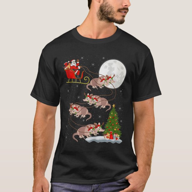 Camiseta Armadillo Santa Sleigh Flying Funny Magical Christ (Anverso)