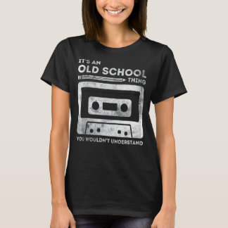 Camiseta Arreglo de rollo de lápiz de cinta de cassette de