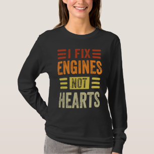 Camiseta Arreglo motores no corazones Garaje de mecánico d