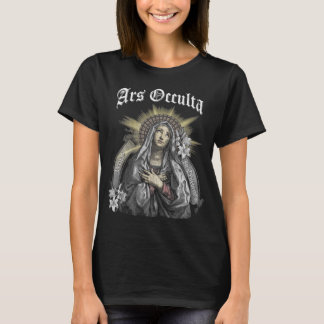 Camiseta Ars Occulta - Diseño de Calzado Gótico
