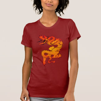 Camiseta Arte ardiente del dragón del naranja y del rojo