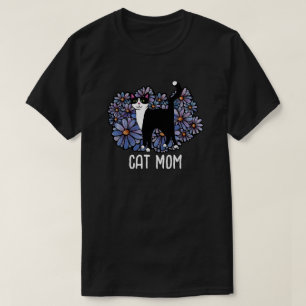 Camiseta Arte de Daisies Púrpura en un gato de Tuxedo