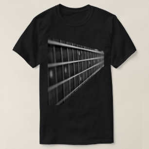 Camiseta Arte de diapasón de guitarra en blanco y negro
