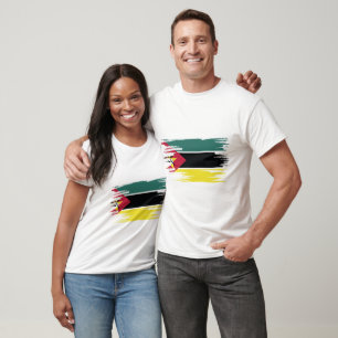 Camiseta Arte de pincel de bandera de Mozambique