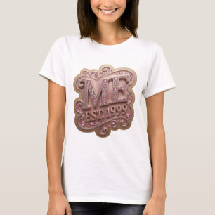Camiseta Arte de texto en 3D Modern Gold ME EST 1999