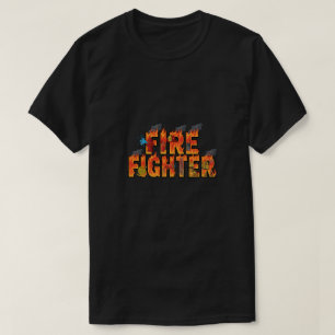 Camiseta Arte de tipografía de bombero con llamas y rescate