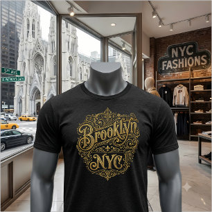 Camiseta Arte tipográfico ornamentado en oro de Brooklyn NY