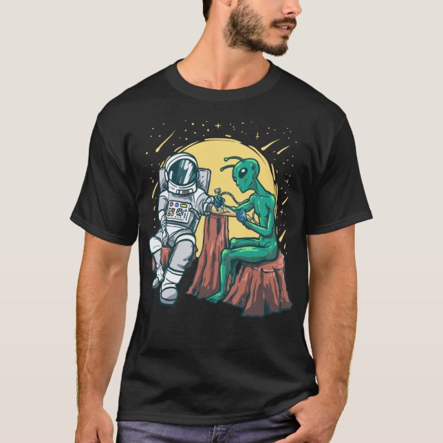 Camiseta Artista de tatuajes divertidos de tinta de astrona (Anverso)