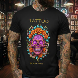 Camiseta Artista de tatuajes góticos estilo tatuaje de crán