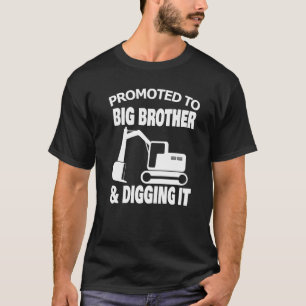 Camiseta Ascendido a Big Brother y disfrutándolo Mucho Herm